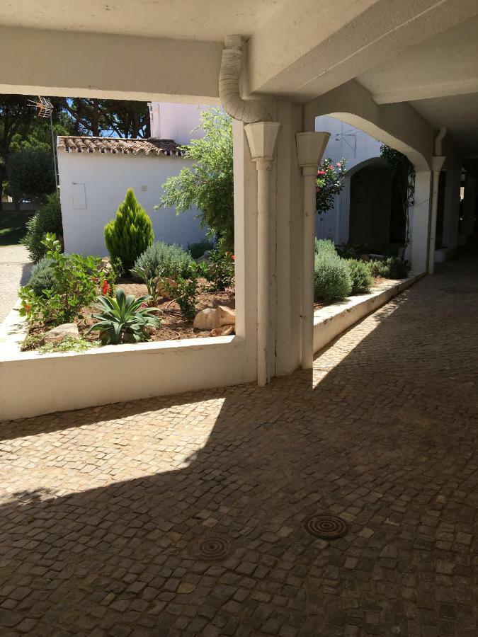 Estudio Tranquilo Praia Da Falesia Albufeira Eksteriør billede